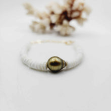 Load image into Gallery viewer, READY TO SHIP Fiji Saltwater Pearl &amp; Shell Bracelet in 14k Gold Fill - FJD$
