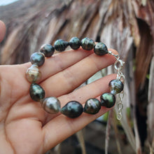 Load image into Gallery viewer, CONTACT US TO RECREATE THIS SOLD OUT STYLE Civa Fiji Saltwater Pearl Bracelet - 925 Sterling Silver FJD$
