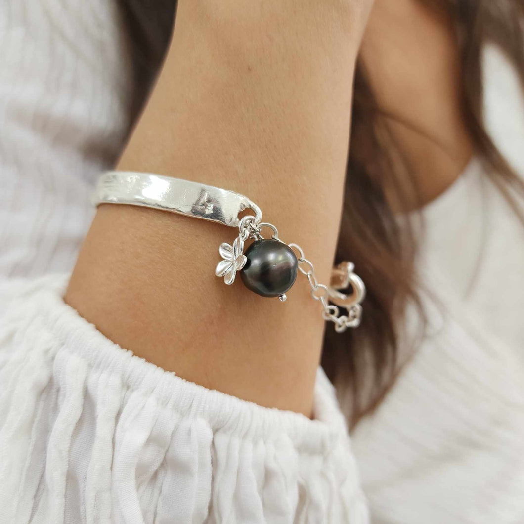 READY TO SHIP Civa Fiji Pearl Organic Cast Bracelet with Frangipani charm - 925 Sterling Silver FJD$