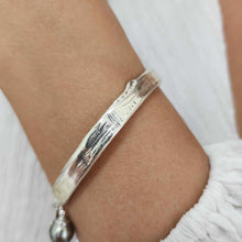 Load image into Gallery viewer, READY TO SHIP Civa Fiji Pearl Organic Cast Bracelet with Frangipani charm - 925 Sterling Silver FJD$
