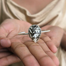 Load image into Gallery viewer, READY TO SHIP Bezel Set Shell Cuff - 925 Sterling Silver FJD$
