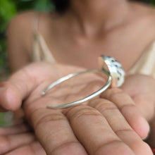 Load image into Gallery viewer, READY TO SHIP Bezel Set Shell Cuff - 925 Sterling Silver FJD$

