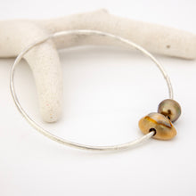 Load image into Gallery viewer, READY TO SHIP Civa Fiji Saltwater Pearl &amp; Shell Bangle - 925 Sterling Silver FJD$
