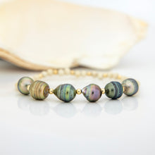 Load image into Gallery viewer, READY TO SHIP Stretch Fiji Saltwater Pearl &amp; Bead Bracelet FJD$

