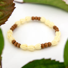 Load image into Gallery viewer, READY TO SHIP Unisex Pikake Flower &amp; Wooden Bead Bracelet FJD$
