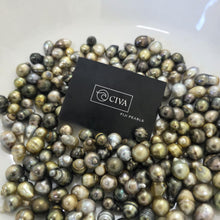 Load image into Gallery viewer, READY TO SHIP Civa Fiji Claw Set Graded Pearl Necklace - 925 Sterling Silver FJD$
