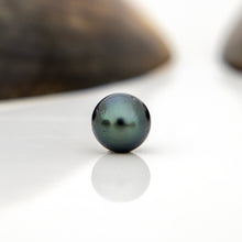 Load image into Gallery viewer, Fiji Loose Saltwater Pearl with Grade Certificate #4151 - FJD$
