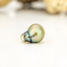 Load image into Gallery viewer, Fiji Loose Saltwater Pearl with Grade Certificate #4176 - FJD$
