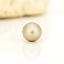 Load image into Gallery viewer, Fiji Loose Saltwater Pearl with Grade Certificate #4178 - FJD$

