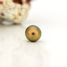 Load image into Gallery viewer, Fiji Loose Saltwater Pearl with Grade Certificate #4184 - FJD$

