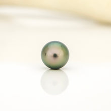 Load image into Gallery viewer, READY TO SHIP Civa Fiji Saltwater Graded Pearl Hoop Earrings - 925 Sterling Silver FJD$
