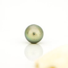 Load image into Gallery viewer, Fiji Loose Saltwater Pearl with Grade Certificate #4187 - FJD$
