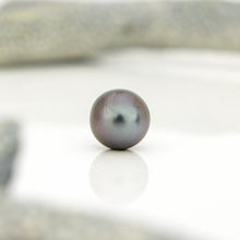 Load image into Gallery viewer, Fiji Loose Saltwater Pearl with Grade Certificate #4192 - FJD$
