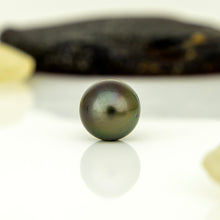 Load image into Gallery viewer, Fiji Loose Saltwater Pearl with Grade Certificate #5465 - FJD$
