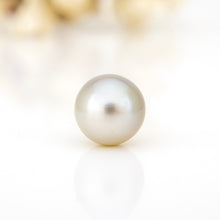 Load image into Gallery viewer, Single pearl on a light background
