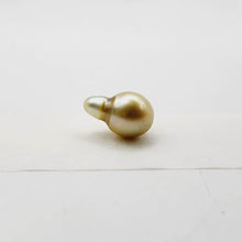 Load image into Gallery viewer, READY TO SHIP Civa Fiji Saltwater Pearl Bracelet - 14k Gold Fill FJD$
