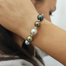 Load image into Gallery viewer, CONTACT US TO RECREATE THIS SOLD OUT STYLE - Civa Fiji Saltwater Graded Pearl Bracelet - FJD$
