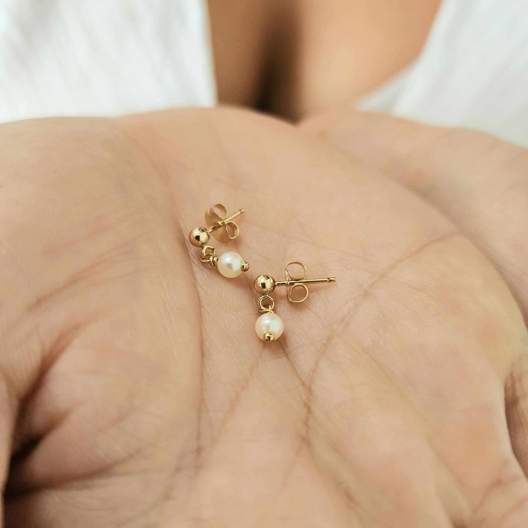 READY TO SHIP Freshwater Pearl Stud Earrings - 14k Gold Fill FJD$