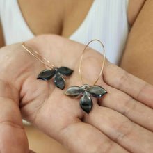 Load image into Gallery viewer, READY TO SHIP Flower Oyster Shell Hoop Earrings - 14k Gold Filled FJD$
