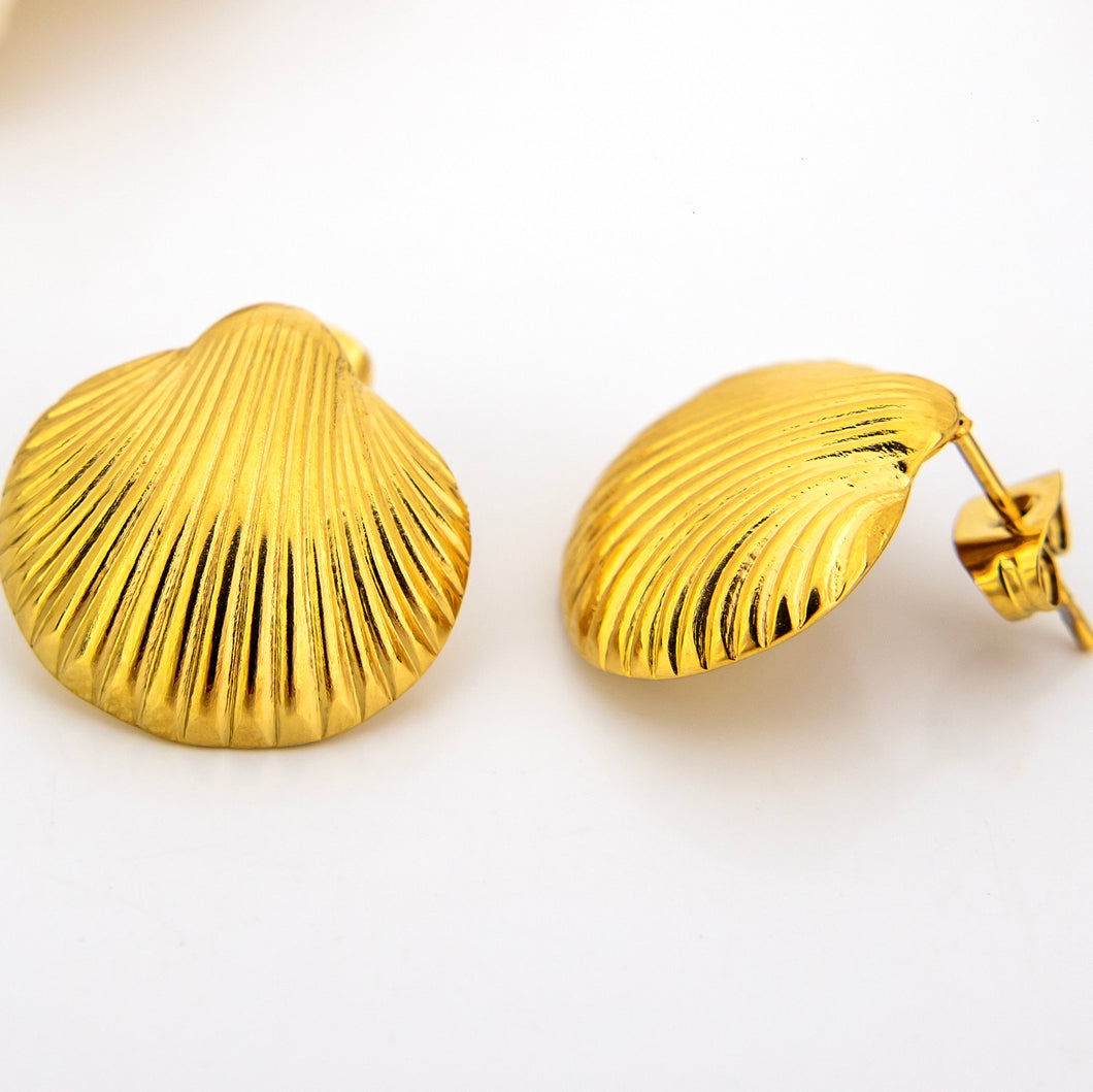 READY TO SHIP Shell Stud Earrings - Gold Plated FJD$