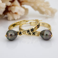 Load image into Gallery viewer, READY TO SHIP Tapa Hoop Earrings with Saltwater Pearls in 18k Gold Vermeil - FJD$
