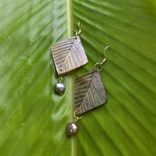 Load image into Gallery viewer, READY TO SHIP Mother of Pearl Earrings with Freshwater Pearls - 18k Gold Vermeil FJD$
