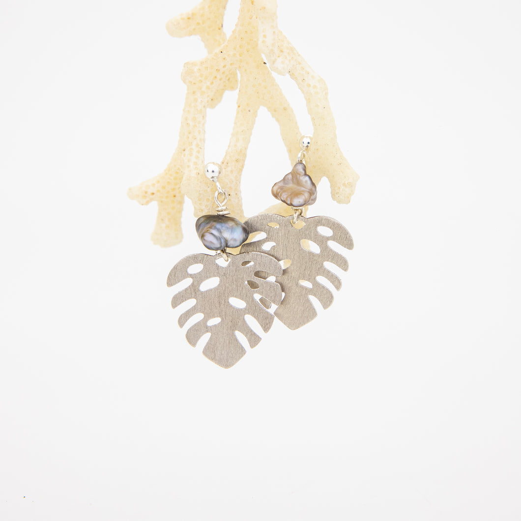 READY TO SHIP Monstera & Keshi Pearl Stud Earrings - 925 Sterling Silver FJD$