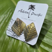 Load image into Gallery viewer, READY TO SHIP Mother of Pearl Stud Earrings - Stainless Steel FJD$
