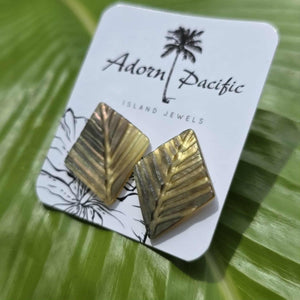 READY TO SHIP Mother of Pearl Stud Earrings - Stainless Steel FJD$