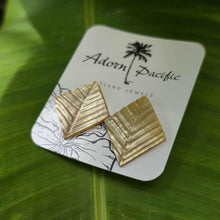 Load image into Gallery viewer, READY TO SHIP Mother of Pearl Stud Earrings - Stainless Steel FJD$
