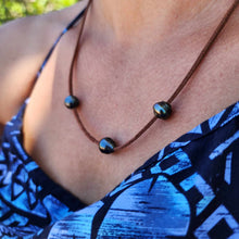 Load image into Gallery viewer, READY TO SHIP Fiji Saltwater Pearl Trio Faux Suede Leather Necklace - FJD$
