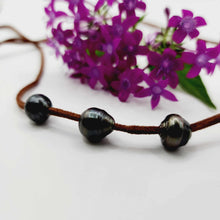 Load image into Gallery viewer, READY TO SHIP Fiji Saltwater Pearl Trio Faux Suede Leather Necklace - FJD$
