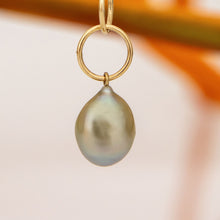 Load image into Gallery viewer, READY TO SHIP Civa Fiji Saltwater Pearl &amp; Mother of Pearl Necklace - 14k Gold Fill FJD$
