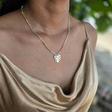 Load image into Gallery viewer, READY TO SHIP Monstera Necklace - 18k Gold Vermeil FJD$
