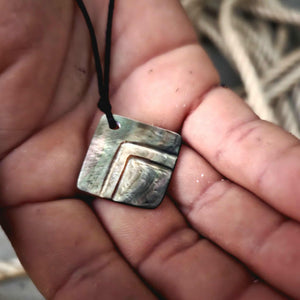 READY TO SHIP Unisex Mother of Pearl Nylon Necklace - FJD$