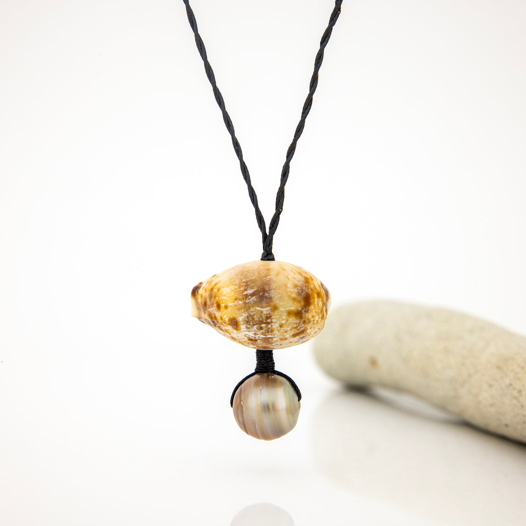 READY TO SHIP Civa Fiji Pearl & Shell Necklace - Nylon FJD$