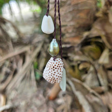 Load image into Gallery viewer, READY TO SHIP Pearl &amp; Shell Necklace - Nylon FJD$
