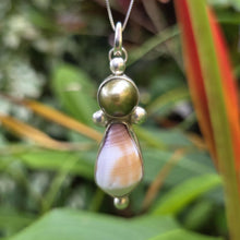 Load image into Gallery viewer, READY TO SHIP Bezel Set Civa Fiji Pearl &amp; Shell Necklace - 925 Sterling Silver FJD$
