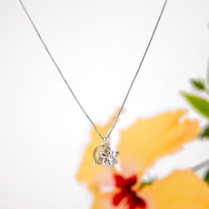 CONTACT US TO RECREATE THIS SOLD OUT STYLE Fiji Keshi Pearl & Honey Bee Charm Necklace - 925 Sterling Silver FJD$