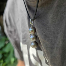 Load image into Gallery viewer, READY TO SHIP Unisex Civa Fiji Saltwater Pearl Trio Necklace - Rubber FJD$
