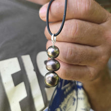 Load image into Gallery viewer, READY TO SHIP Unisex Civa Fiji Saltwater Pearl Trio Necklace - Rubber FJD$

