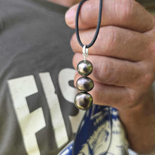 Load image into Gallery viewer, READY TO SHIP Unisex Civa Fiji Saltwater Pearl Trio Necklace - Rubber FJD$
