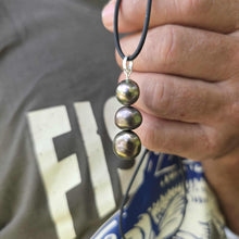 Load image into Gallery viewer, READY TO SHIP Unisex Civa Fiji Saltwater Pearl Trio Necklace - Rubber FJD$
