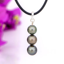 Load image into Gallery viewer, READY TO SHIP Unisex Civa Fiji Saltwater Pearl Trio Necklace - Rubber FJD$
