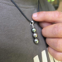Load image into Gallery viewer, READY TO SHIP Unisex Civa Fiji Saltwater Pearl Trio Necklace - Rubber FJD$
