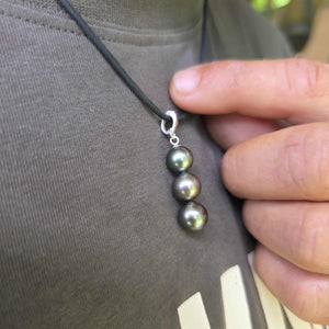 READY TO SHIP Unisex Civa Fiji Saltwater Pearl Trio Necklace - Rubber FJD$