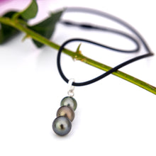 Load image into Gallery viewer, READY TO SHIP Unisex Civa Fiji Saltwater Pearl Trio Necklace - Rubber FJD$
