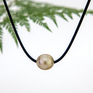 READY TO SHIP Unisex Civa Fiji Saltwater Pearl Necklace - Rubber FJD$