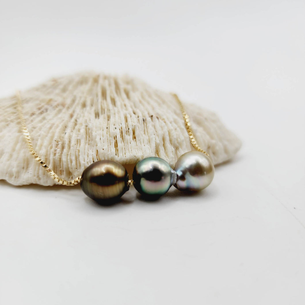CONTACT US TO RECREATE THIS SOLD OUT STYLE Triple Pearl Necklace - 14k Solid Gold FJD$