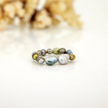 Load image into Gallery viewer, READY TO SHIP Keshi Pearl Stretch Ring FJD$

